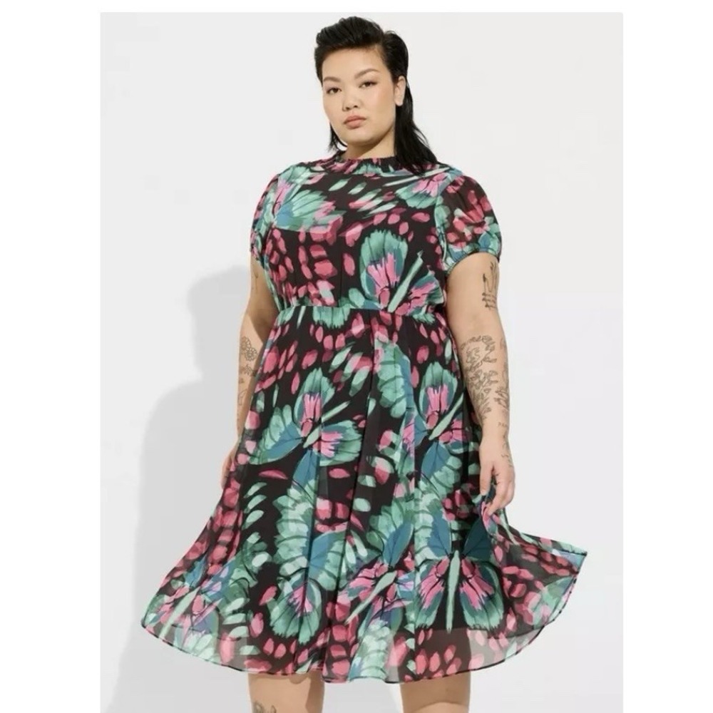 Torrid Colorful Butterfly Print Midi Chiffon Mock Neck Flare Dress Size 4X